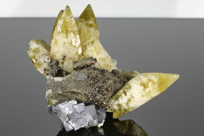 Twinned Calcite, Chalcopyrite and Galena Association - Missouri #176017